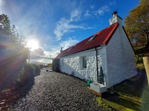 The MSDS Marine Scottish office is a beautiful building located on the Isle of Skye. It forms a space for all our marine archaeology activities in Scotland.